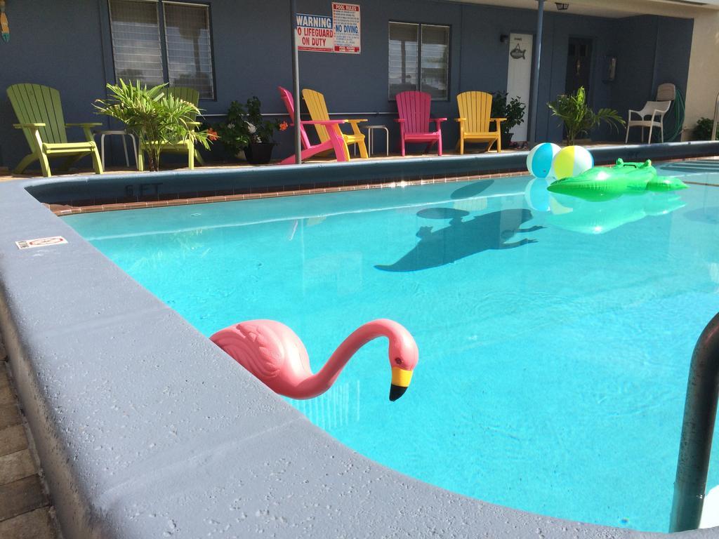 Tropicaire Resort Lauderdale-by-the-Sea Bagian luar foto
