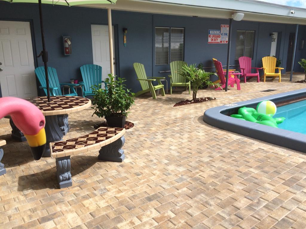 Tropicaire Resort Lauderdale-by-the-Sea Bagian luar foto
