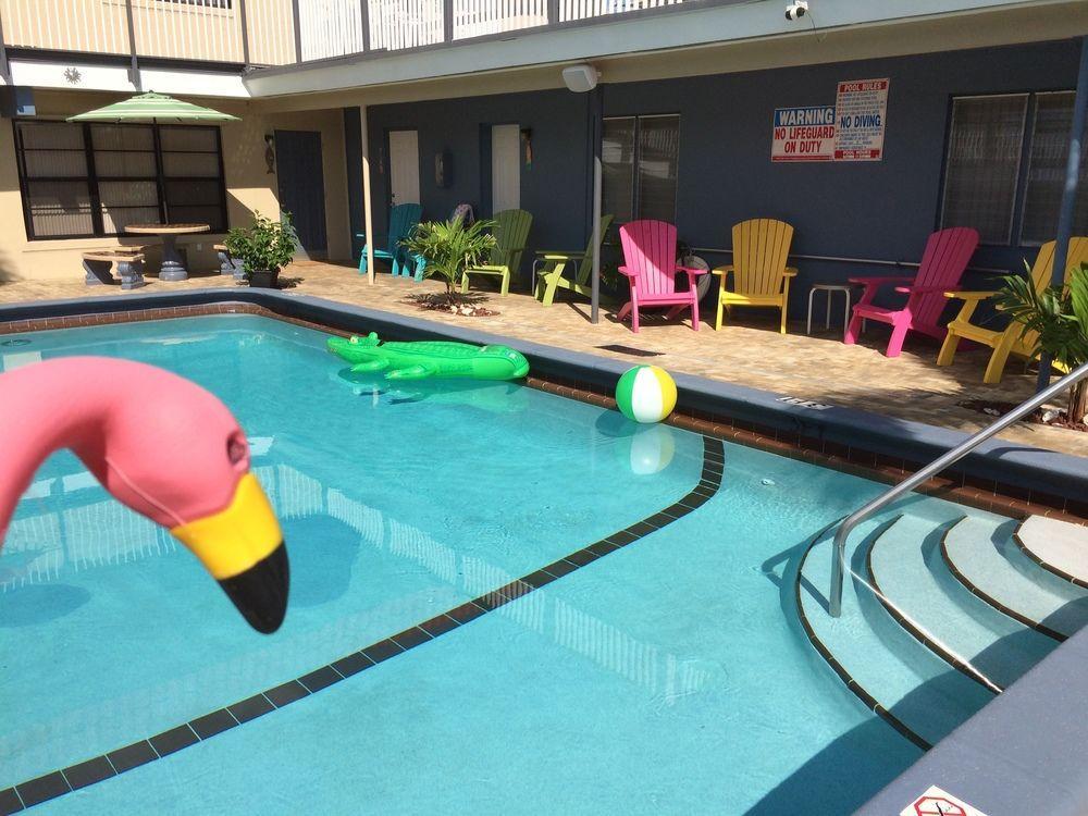 Tropicaire Resort Lauderdale-by-the-Sea Bagian luar foto
