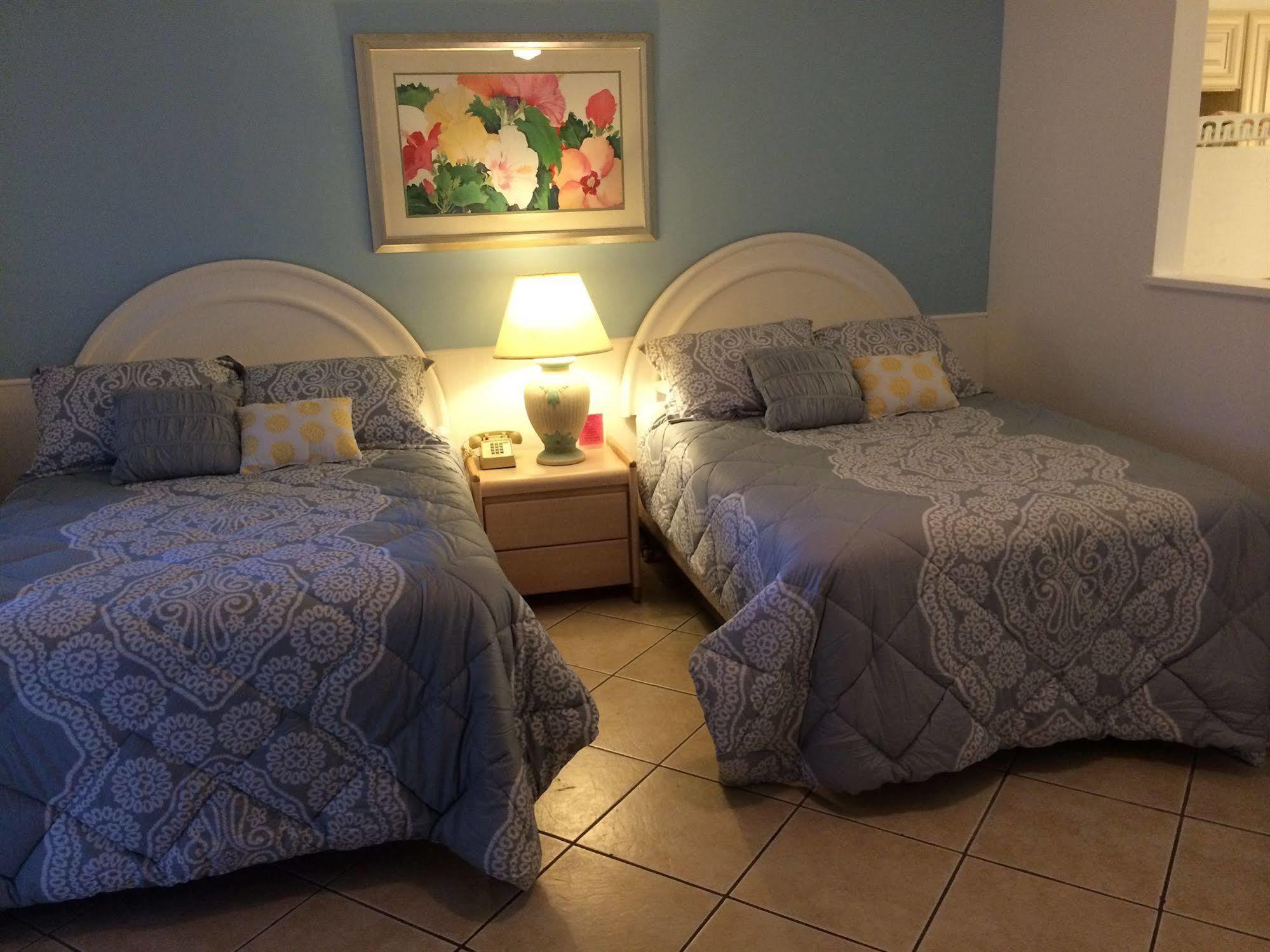 Tropicaire Resort Lauderdale-by-the-Sea Bagian luar foto
