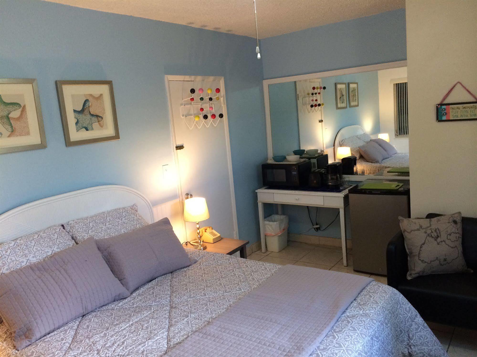 Tropicaire Resort Lauderdale-by-the-Sea Bagian luar foto